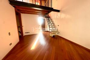 AMPIO BILOCALE SENZA SPESE CON INGRESSO INDIPENDEN