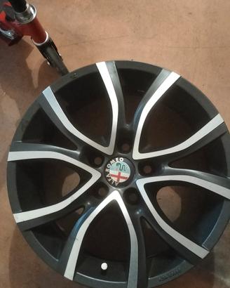 cerchi in lega Alfa Romeo 