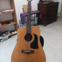 Chitarra acustica Aria