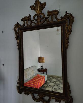 Specchio in legno intagliato dorato stile barocco