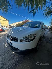 Nissan quashqai