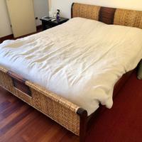 Letto in legno etnico e materasso 160x190 cm
