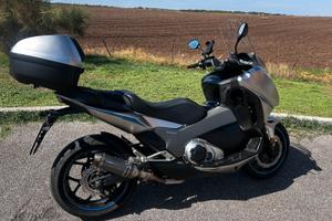 Honda Integra 750 Sport