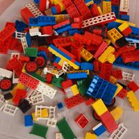 Mattoncini da costruzione tipo Lego