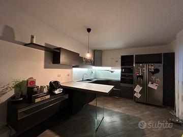 Cucina moderna (Cucina Lube) con elettrodomestici