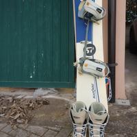 tavola da snow con scarponcini 