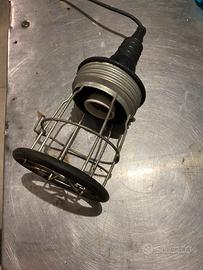 Lampada da officina