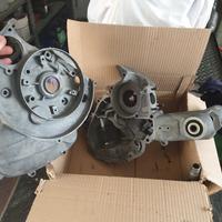 Motore vespa ed altri pezzi 