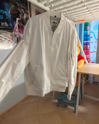 🤍 Bomber bianco – Stile minimal 🤍