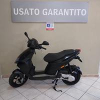 Piaggio NRG 50, nero meteora, 2020, 8630km.