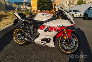 Yamaha YZF R7 World GP 60th Anniversary