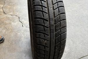 Gomme Michelin  con cerchione 195/65R15 come nuove