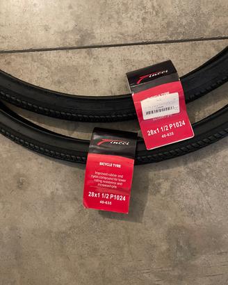 Coppia copertoni NUOVI 28x1 1/2  per bici Raleigh