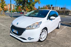 Peugeot 208 1o Serie 1.2VTI 82CV 3P Allure