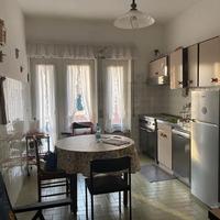 Molassana prima casa con tre camere e balconi