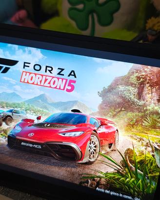 MSI Claw 8+ con Dock Station e Accessori