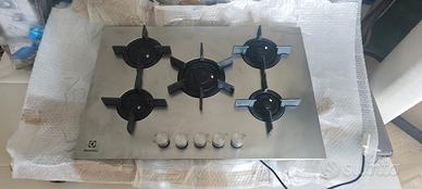 piano cottura Electrolux 