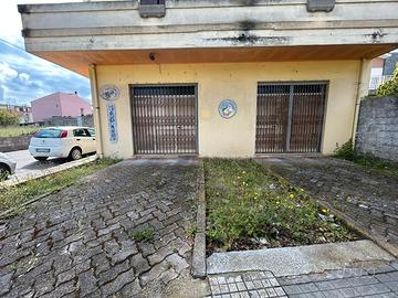 Marrubiu - Locale commerciale sulla Via Napoli
