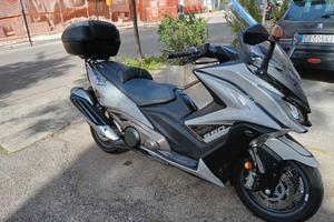 kymco AK550