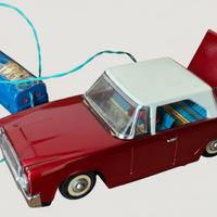 Auto Vintage Filoguidata Latta Giocattolo d'Epoca