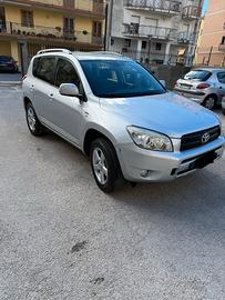 Toyota rav4 136cv