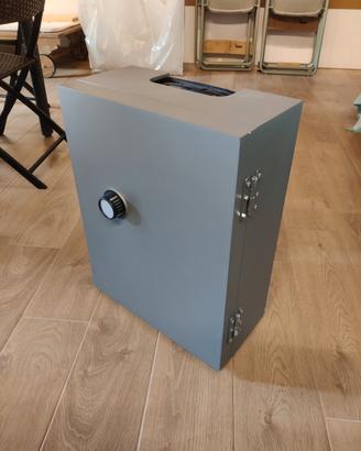 Cassaforte trolley cosplay 