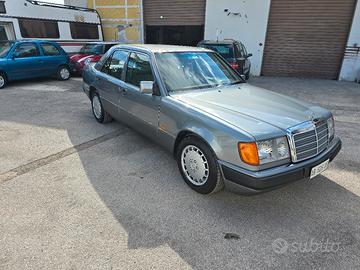 Mercedes 300 E 24v W124 del 1990