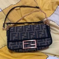 Borsa fendi parallelo