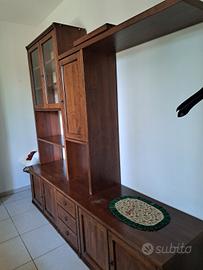 mobile massiccio in noce 