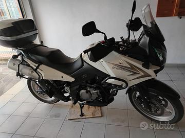 SUZUKI V-STROM DL 650