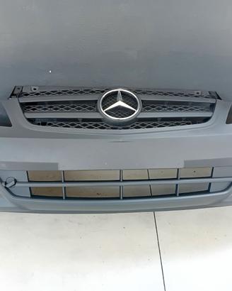 PARAURTI ANTERIORE MERCEDES VITO
