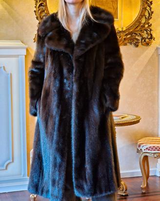 Splendida Pelliccia di Visone Lunga Artigianale 44