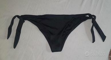 COSTUME NERO CALZEDONIA MAZARA DEL VALLO €4
