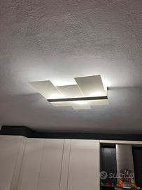 Lampadario  bianco in vetro opaco bianco