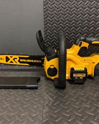 motosega DeWALT DCM565