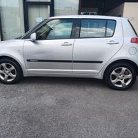 Suzuki Swift 1.3 4x4 5p. GL