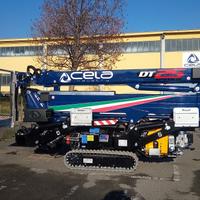 Piattaforma aerea cingolata CELA DT 25 con sbarco 