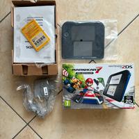 Nintendo 2DS edizione Mario kart 7 pre-installato