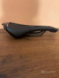 Sella Prologo Scratch M5 Pas TiroX