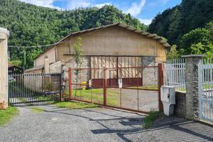 CAPANNONE A LANZO TORINESE