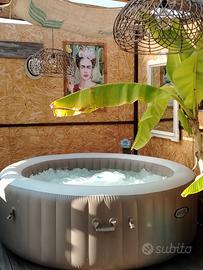 Piscina  idromassaggio