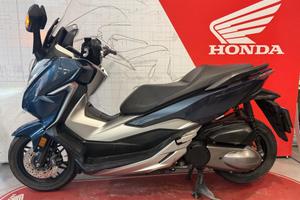 Honda Forza 300