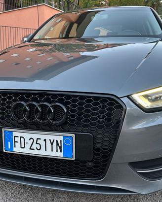 Audi A3 SPB 1.6 TDI Sport strafull!!!