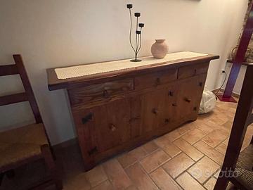 Credenza in legno massello