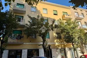 2 LOCALI A PARMA