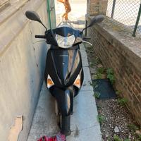 Scooter Honda Lead 100