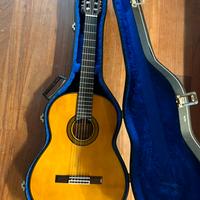 Chitarra classica yamaha g240