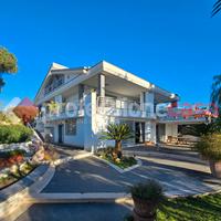 Villa singola Roma [Bravetta CasalumrosoVRG]