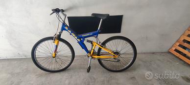 Mountain bike da ragazzo