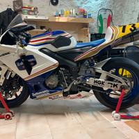 Honda cbr600rr pista